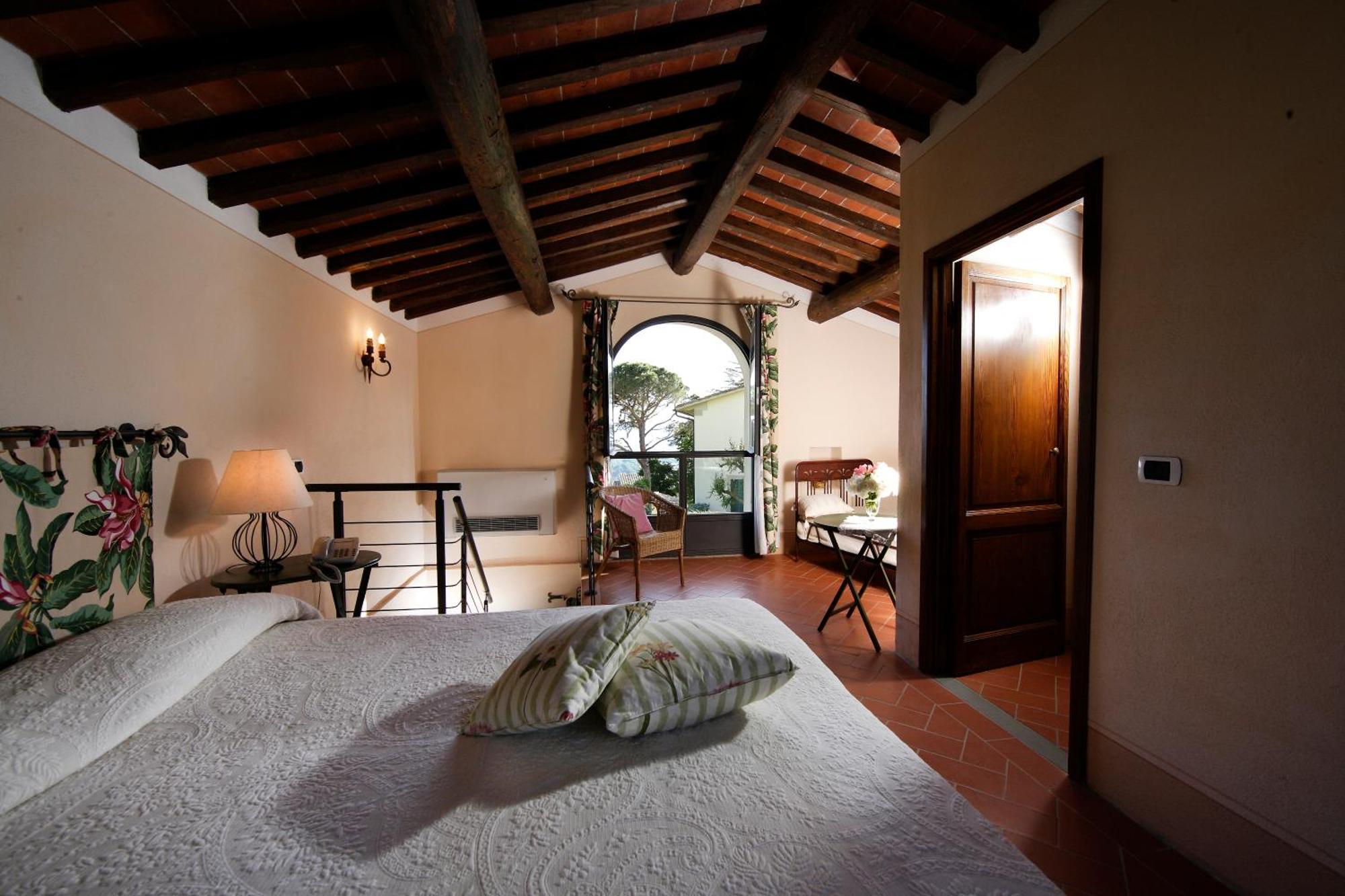 Relais Villa Belpoggio - Residenza D'Epoca Лоро Чиуфена Екстериор снимка